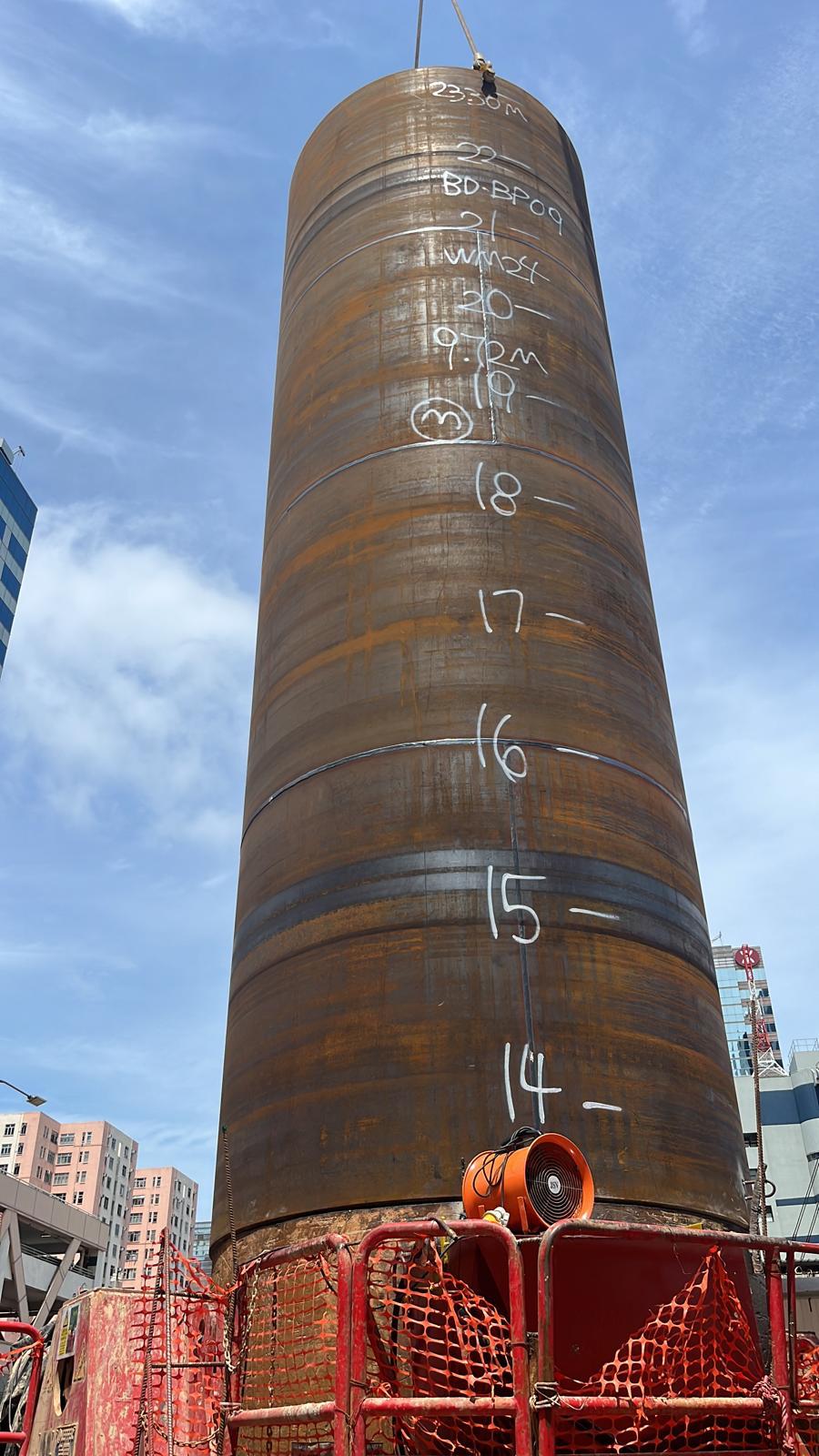 工程合約 :九龍灣房署地盤-焊接CASING