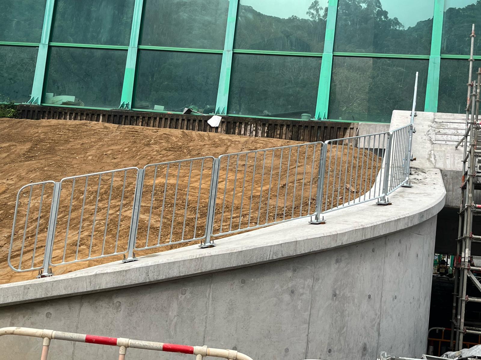 工程合約 : CEDD Contract No : CV/2020/02 - 安裝圍栏